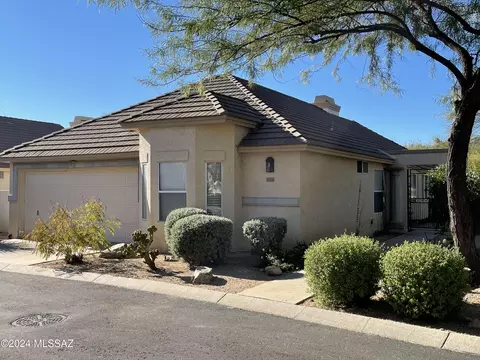 4048 E Via Del Mirlillo, Tucson, AZ 85718