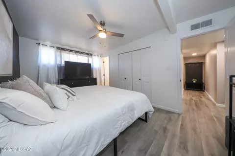 Bedroom - 7389 E Sylvane Dr, Tucson, AZ 85710 photo 2 of 6