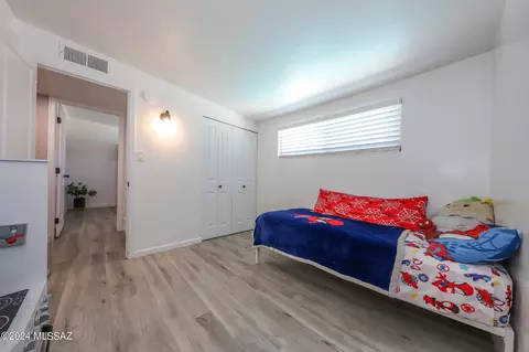 Bedroom - 7389 E Sylvane Dr, Tucson, AZ 85710 photo 6 of 6