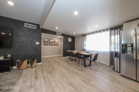 Dining - 7389 E Sylvane Dr, Tucson, AZ 85710 photo 2 of 2