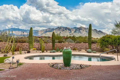 10350 N Wild Creek Dr, Oro Valley, AZ 85742