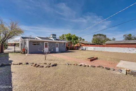 View/Area - 2901 E Copper St, Tucson, AZ 85716 photo 1 of 1