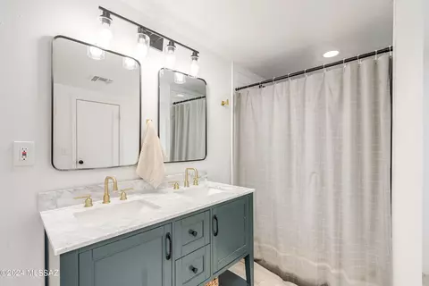 Bath - 2901 E Copper St, Tucson, AZ 85716 photo 1 of 5