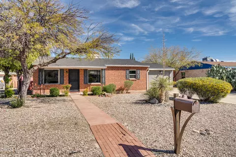 Exterior - 2901 E Copper St, Tucson, AZ 85716 photo 13 of 15