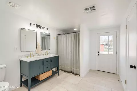 Bath - 2901 E Copper St, Tucson, AZ 85716 photo 3 of 5