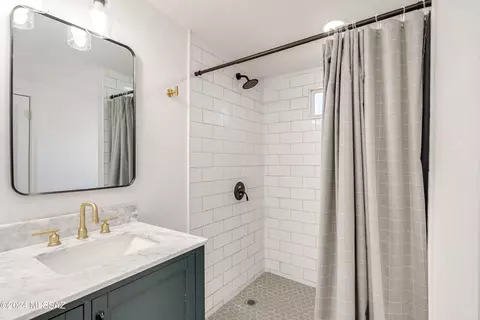 Bath - 2901 E Copper St, Tucson, AZ 85716 photo 4 of 5
