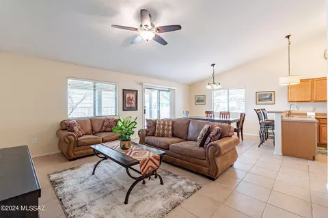 Living - 1018 S Grantham Dr, Vail, AZ 85641 photo 2 of 2