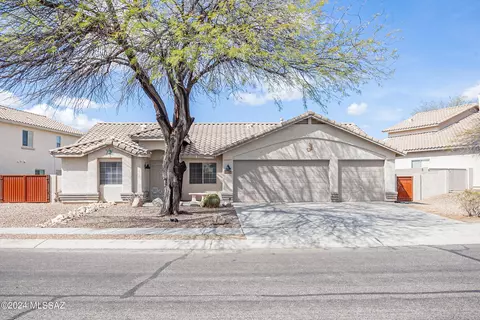 12853 N Pioneer Way, Oro Valley, AZ 85755