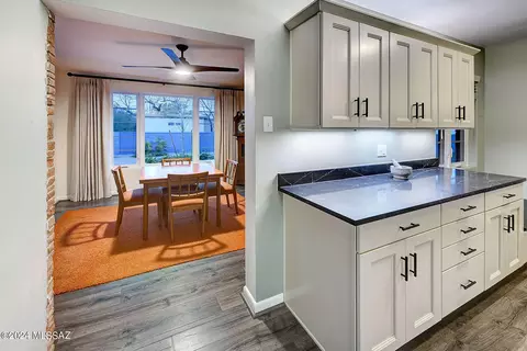 4237 E Kings Rd, Tucson, AZ 85711 photo 7