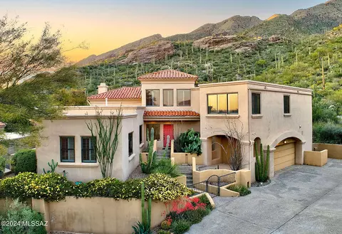 5725 E Finisterra Dr, Tucson, AZ 85750