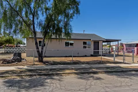 2834 E Rickey Vis, Tucson, AZ 85713