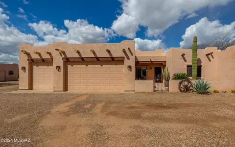 300 S Brown St, Tucson, AZ 85710