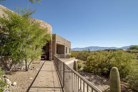 4424 W Butterfly Mountain Dr W, Marana, AZ 85658