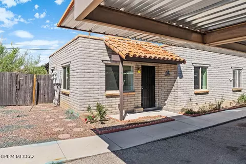 211 W Roger Rd #7, Tucson, AZ 85705