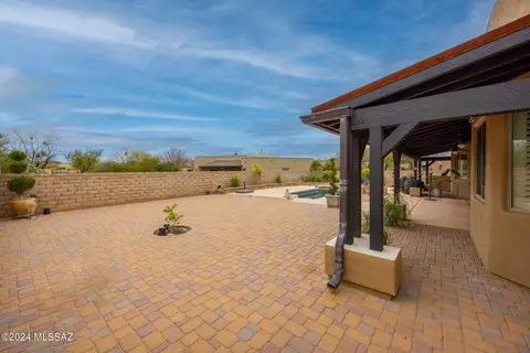 Exterior - 13982 E Sage Hills Dr, Vail, AZ 85641 photo 8 of 10