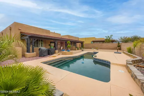 13982 E Sage Hills Dr, Vail, AZ 85641