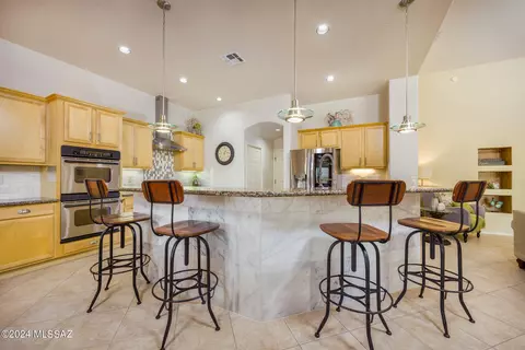 Kitchen - 13982 E Sage Hills Dr, Vail, AZ 85641 photo 5 of 5
