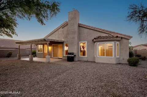 Exterior - 14056 E Fairway Bluff Ct, Vail, AZ 85641 photo 12 of 14