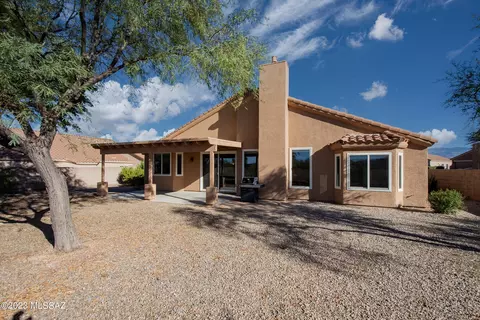 Exterior - 14056 E Fairway Bluff Ct, Vail, AZ 85641 photo 6 of 14