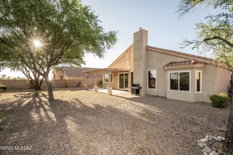 Exterior - 14056 E Fairway Bluff Ct, Vail, AZ 85641 photo 8 of 14