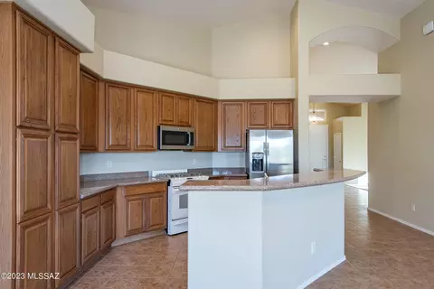 Kitchen - 14056 E Fairway Bluff Ct, Vail, AZ 85641 photo 1 of 4