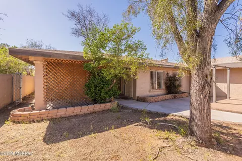2613 N Castro Ave, Tucson, AZ 85705