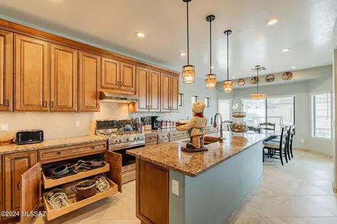 10667 E Rose Hill St, Tucson, AZ 85747 photo 20