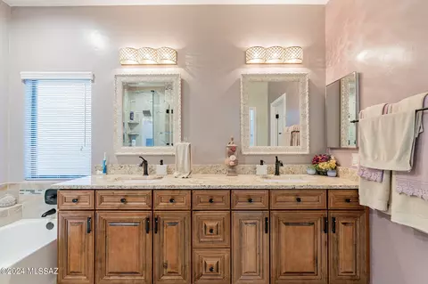 10667 E Rose Hill St, Tucson, AZ 85747 photo 28