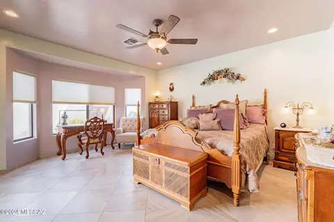 10667 E Rose Hill St, Tucson, AZ 85747 photo 6