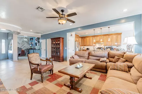 10667 E Rose Hill St, Tucson, AZ 85747 photo 18