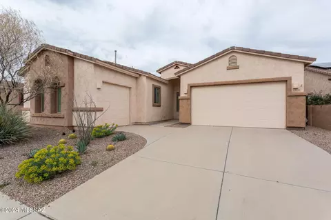 13140 N Woosnam Way, Tucson, AZ 85755