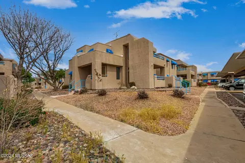 7904 E Colette Cir #10, Tucson, AZ 85710