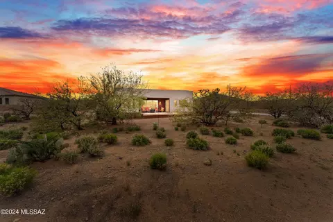 5674 S Atascosa Peak Dr, Green Valley, AZ 85622