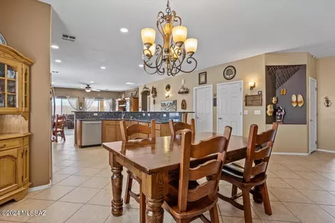 Dining - 12642 E Nona Ln, Vail, AZ 85641 photo 3 of 5