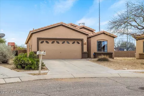 Exterior - 12642 E Nona Ln, Vail, AZ 85641 photo 2 of 7