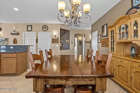 Dining - 12642 E Nona Ln, Vail, AZ 85641 photo 4 of 5