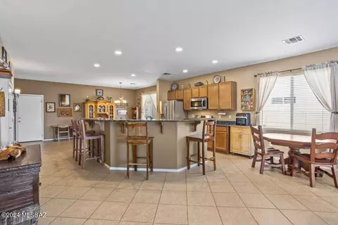 Kitchen - 12642 E Nona Ln, Vail, AZ 85641 photo 1 of 7