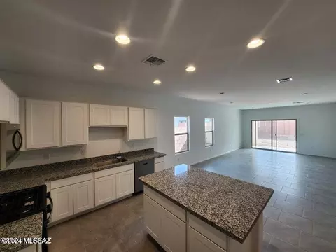 9739 E Gray Hawk Dr, Tucson, AZ 85730
