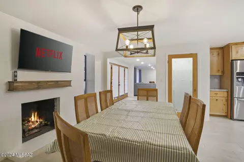 Dining - 7746 E Hampton St, Tucson, AZ 85715 photo 2 of 3