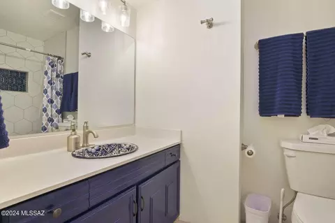 Bath - 7746 E Hampton St, Tucson, AZ 85715 photo 2 of 3