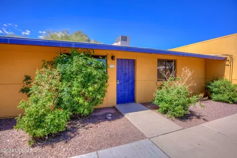 350 N Silverbell Rd #71, Tucson, AZ 85745