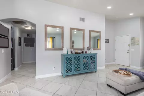 Bath - 9450 E Pale Blue Topaz Ln, Tucson, AZ 85747 photo 1 of 3