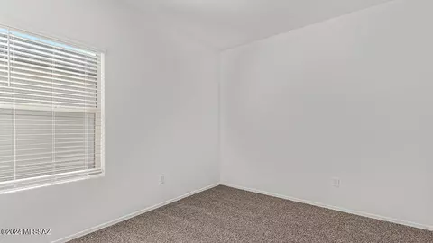 Bedroom - 14037 E Crotalus Way, Vail, AZ 85641 photo 4 of 6