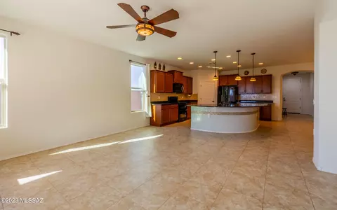 14086 E Voss St, Vail, AZ 85641 photo 10