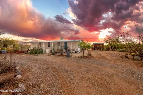 13675 E Pocketknife Dr, Vail, AZ 85641 photo 3