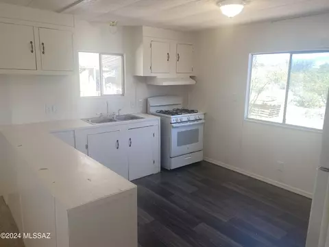 13675 E Pocketknife Dr, Vail, AZ 85641 photo 6
