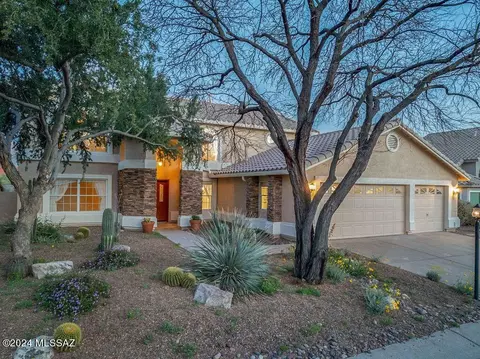 10988 N Mountain Breeze Dr, Tucson, AZ 85737