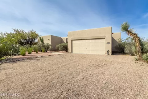 7553 N Sonoma Way, Tucson, AZ 85743