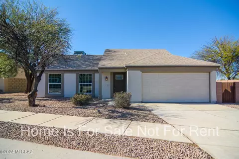 2800 W Ironwood Ridge Dr, Tucson, AZ 85745