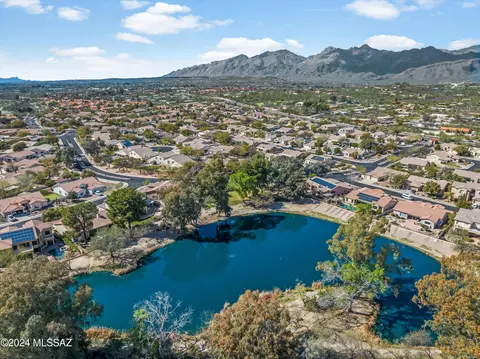 View/Area - 9657 E Waters Edge Pl, Tucson, AZ 85749 photo 8 of 8
